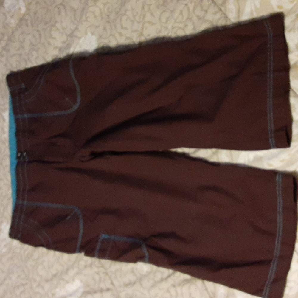 NWOT Active Capris